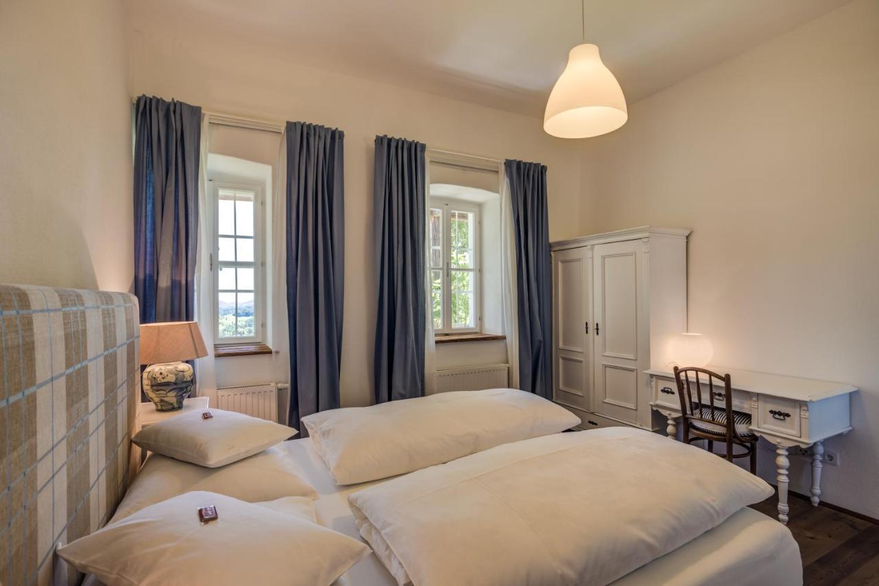 Winzarei, Weingut Tement Villa Berghausen Buitenkant foto