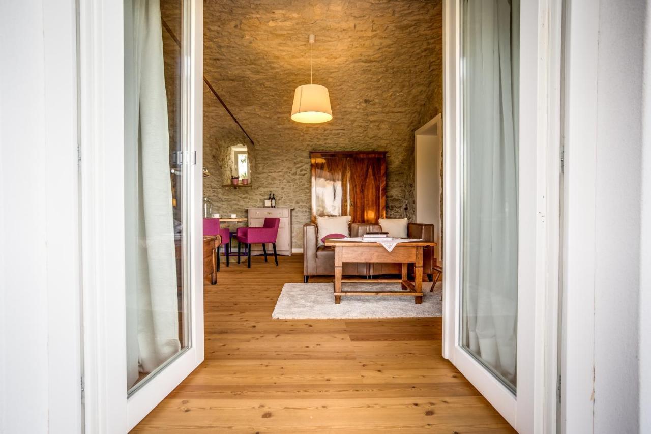 Winzarei, Weingut Tement Villa Berghausen Buitenkant foto