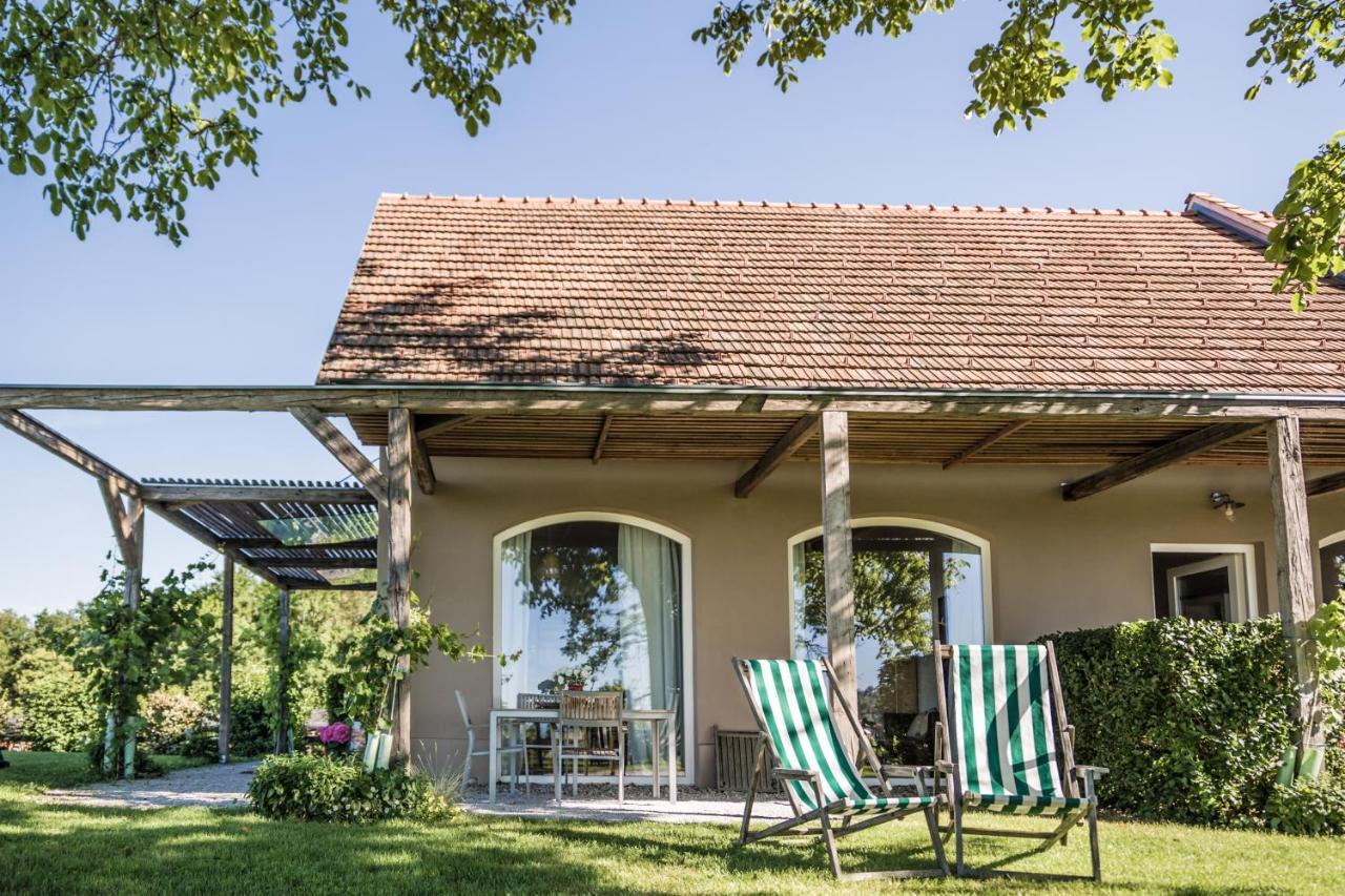 Winzarei, Weingut Tement Villa Berghausen Buitenkant foto