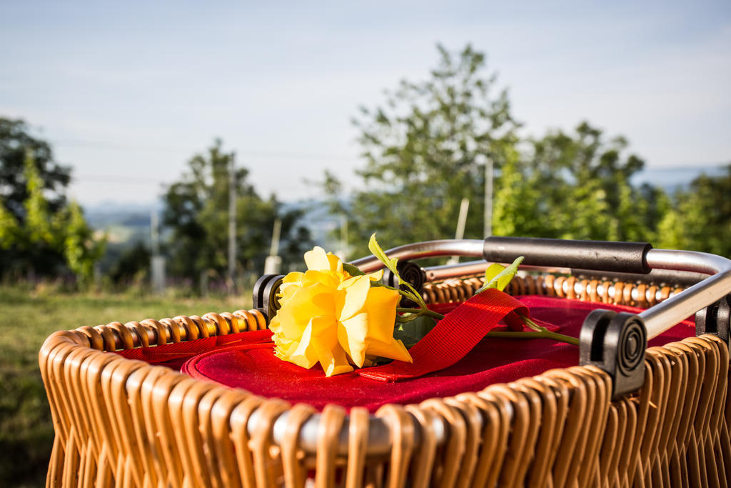 Winzarei, Weingut Tement Villa Berghausen Buitenkant foto