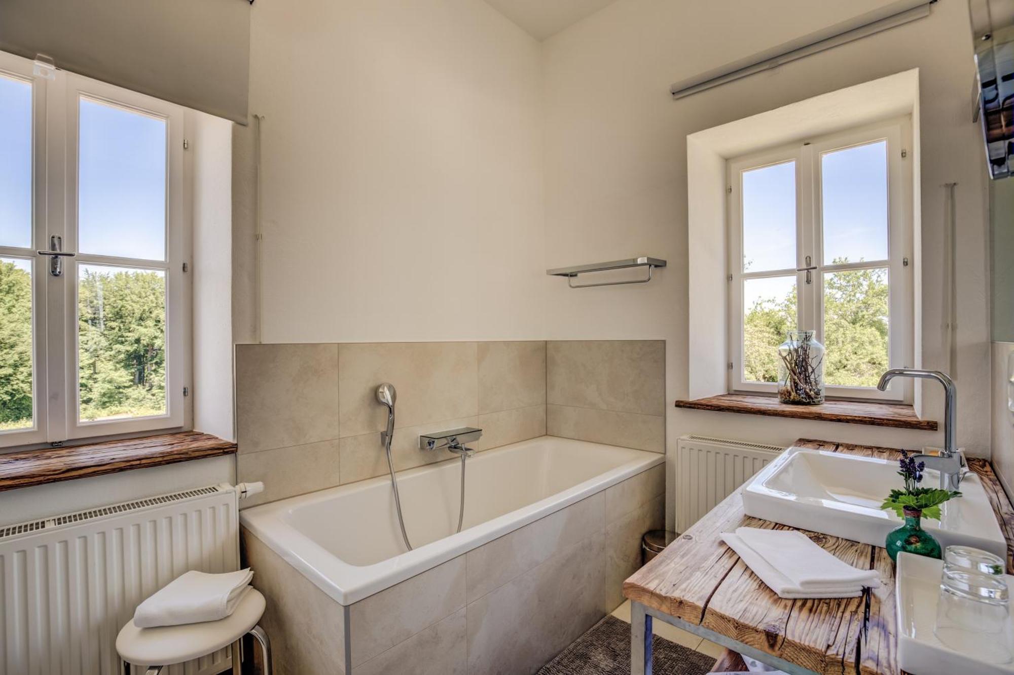 Winzarei, Weingut Tement Villa Berghausen Buitenkant foto